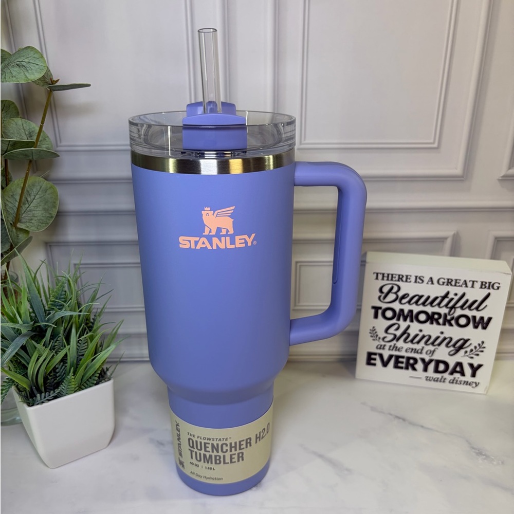 Stanley Hydrangea 40oz BNWT
